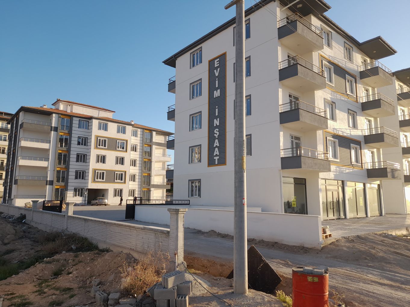 Toros Mahallesi 2+0 sıfır satılık daire