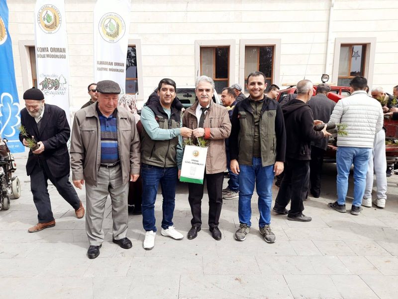 EREĞLİ’DE ÜCRETSİZ FİDAN DAĞITILDI