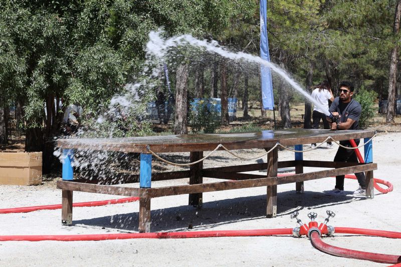 KONYA’DAKİ GÖNÜLLÜ İTFAİYECİLER “GÖNÜLLÜ İTFAİYECİLİK KAMPI”NA KATILDI