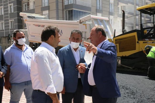 Başkan Hüseyin Oprukçu, asfalt çalışmalarını yerinde inceledi